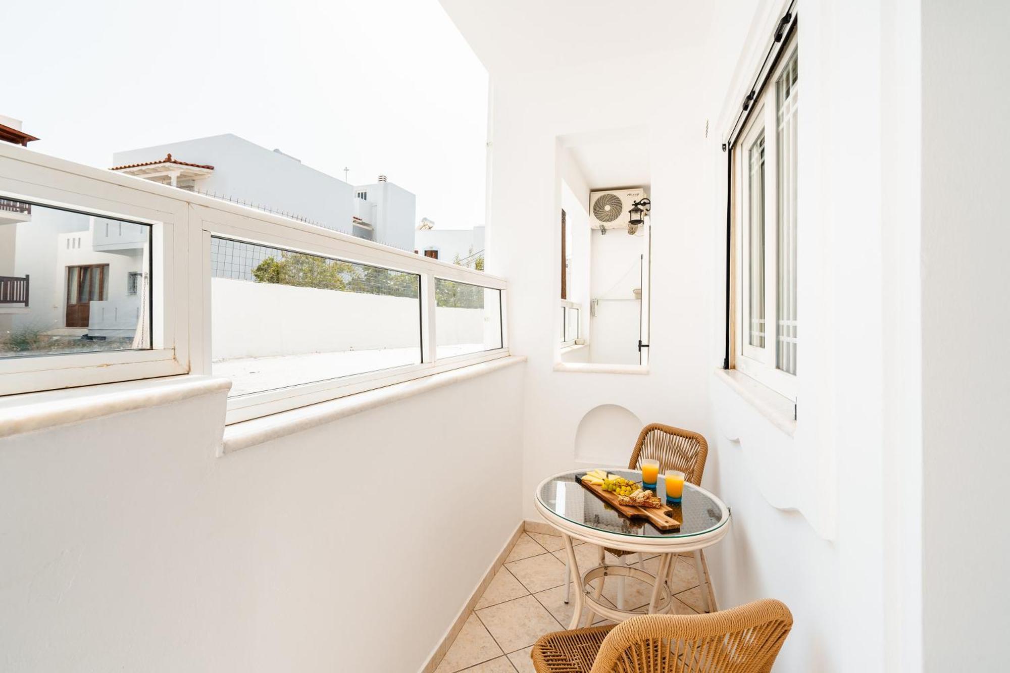 Smirida Suites Naxos City Exterior photo